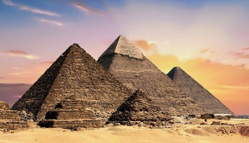 is it safe to travel to egypt