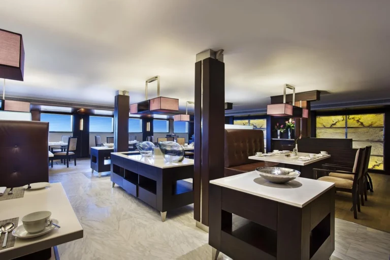 Buffet counters in the Oberoi Philae restaurant