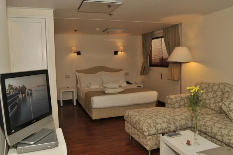 MS Alexander the Great suite with bed, sofa and TV