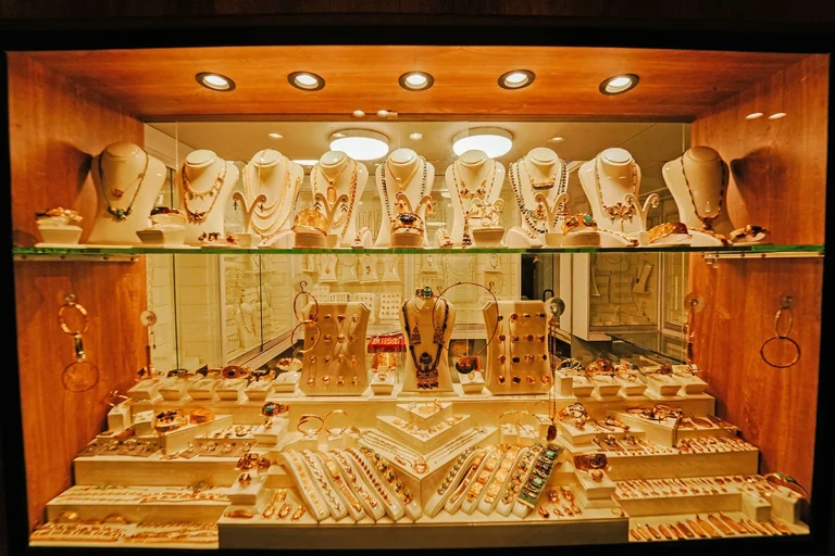 Gold necklaces and jewellery in the MS Miriam onboard shop