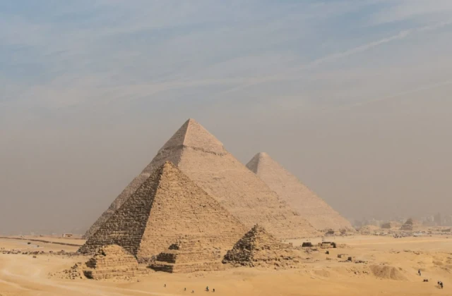 Pyramids Day Tour