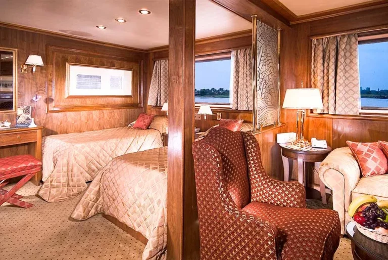MS Salacia twin cabin with armchair and two Nile windows