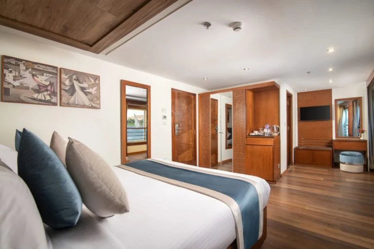 Nile Capital suite bedroom with wardrobe and entrance hall
